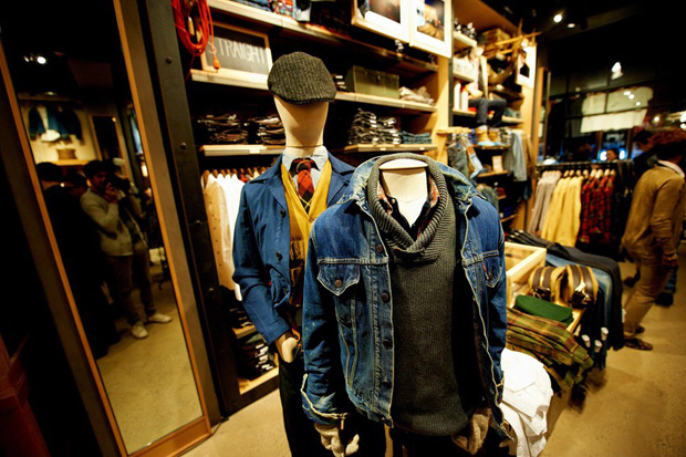 levis-meatpacking-store-marketing